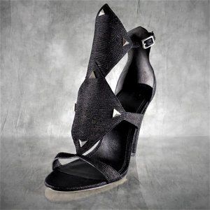 NIB Sigerson Morrison MARINO Embossed Black Leather Ankle Strap Sandals 7.5